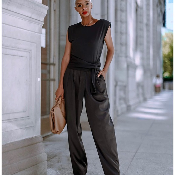 Cap Sleeve Shoulder Pad Top - Picture 2 of 4